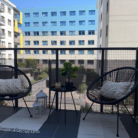 Modern Apartment Near To The Chopin'S Airport Cybernetyki 2A Warszawa Eksteriør billede