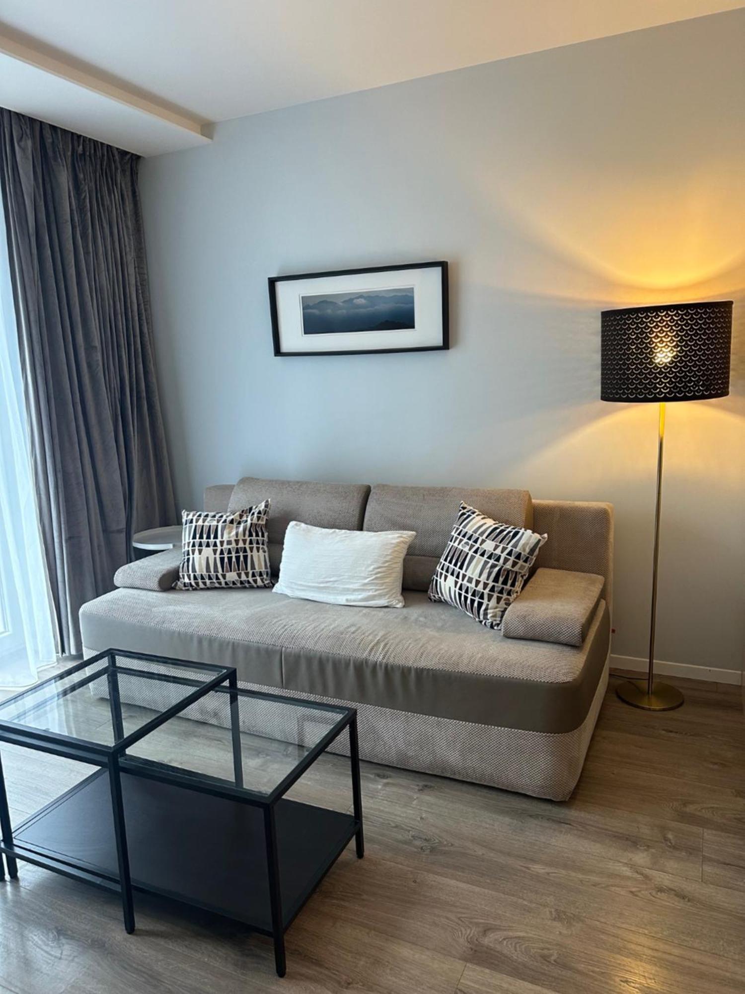 Modern Apartment Near To The Chopin'S Airport Cybernetyki 2A Warszawa Eksteriør billede